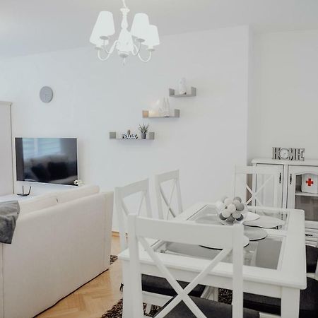 Ðakovo Apartman M5 מראה חיצוני תמונה