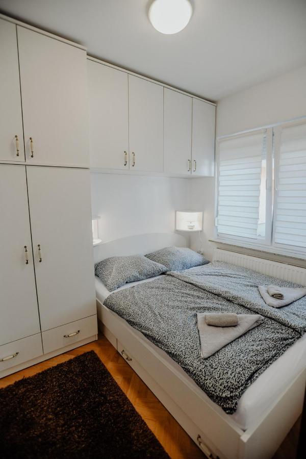 Ðakovo Apartman M5 מראה חיצוני תמונה